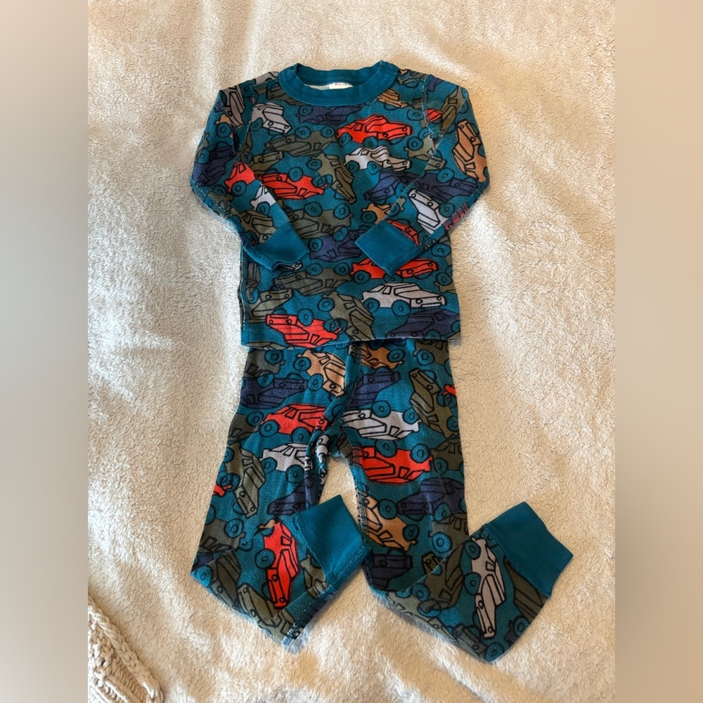 Hanna Andersson 2 piece Pajama Set, Car Print, Size 3T, 100% organic cotton